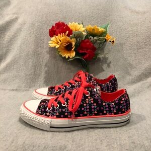 NWOT - Converse Black & Orange Heart-Print Topsider Sneakers